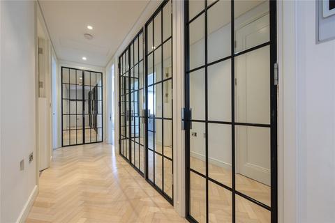 3 bedroom apartment to rent, Queensway, London, W2