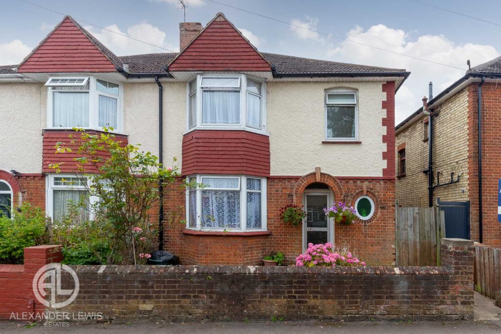 Lancaster Ave, Hitchin, SG5 1PA 3 bed semidetached house £750,000