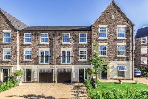 27 Montagu Crescent, Wetherby, LS22 6BE