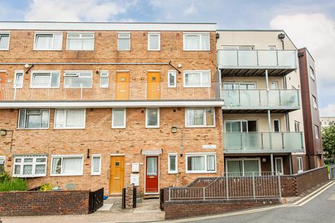 142 Wager Street, London, E3 4JF