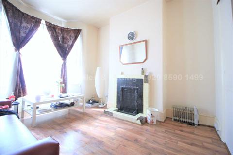 35 Claude Road, London, E10 6NG