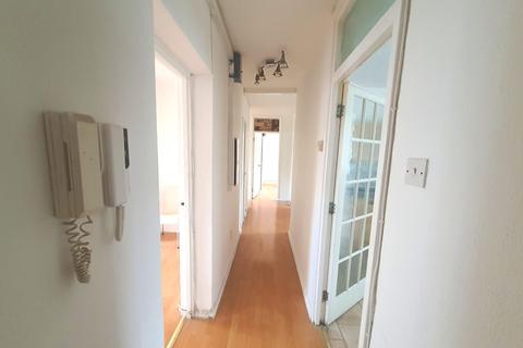 85 Reed Road, London, N17 9BX