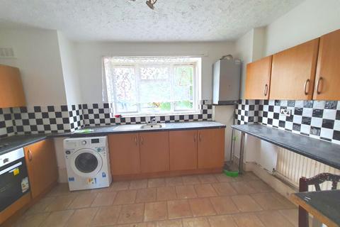 85 Reed Road, London, N17 9BX
