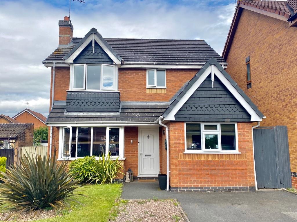 St Lukes Way, Stockingford, Nuneaton 3 bed detached house £245,000