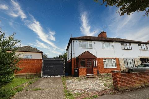 70 Gaysham Avenue, Ilford, IG2 6TB
