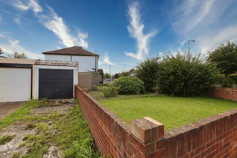 70 Gaysham Avenue, Ilford, IG2 6TB