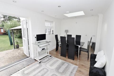 4 Elm Road, Romford, RM7 8HH