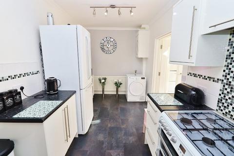 4 Elm Road, Romford, RM7 8HH