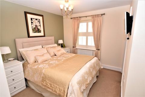 24 Gunners Rise, Shoeburyness, Southend-on-sea, SS3 9BY