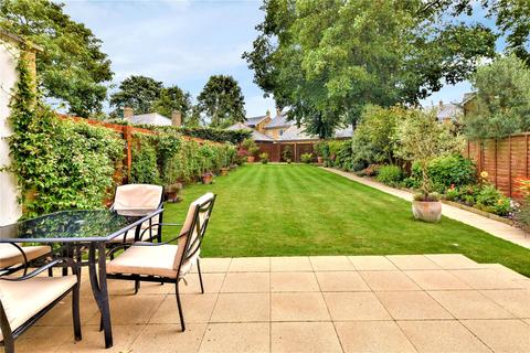 24 Gunners Rise, Shoeburyness, Southend-on-sea, SS3 9BY