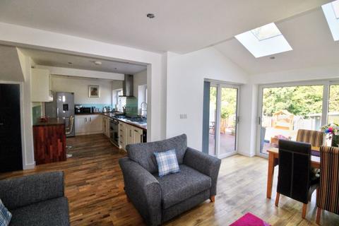 80 Honeyborne Road, Sutton Coldfield, B75 6BN