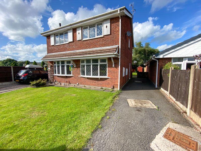 Diamond Close, Biddulph, ST8 6JP 2 bed semidetached house £149,950