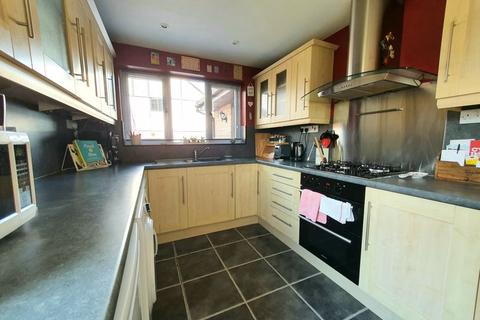 19 Ashton Close, Abbeydale, Gloucester, GL4 5BP