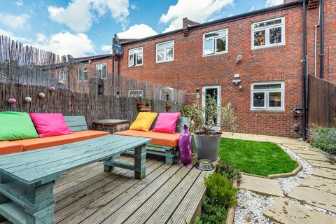 54 Duddington Close, London, SE9 4JD