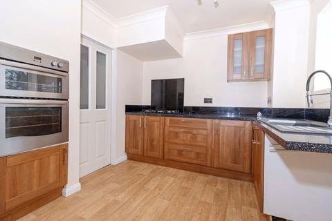 7 Coniston Close, Sompting, Lancing, BN15 9SA