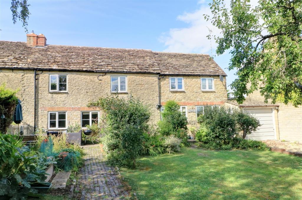 1 Shoemaker Cottage, Brinkworth 3 bed semidetached house £425,000