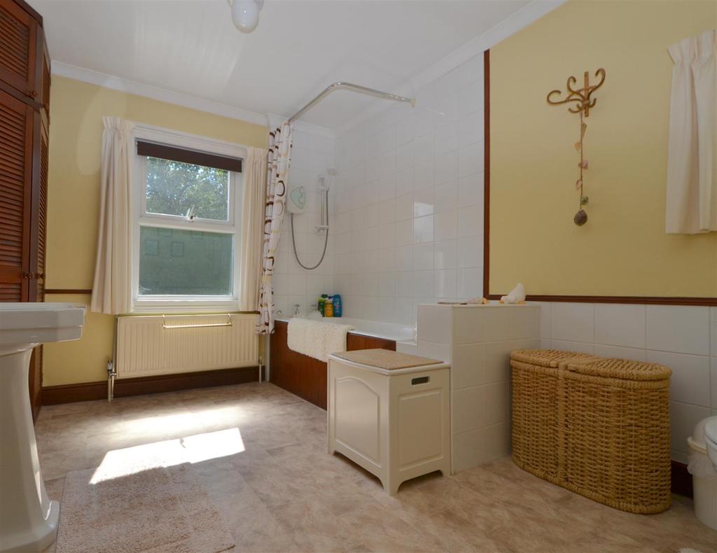 Bath.JPG