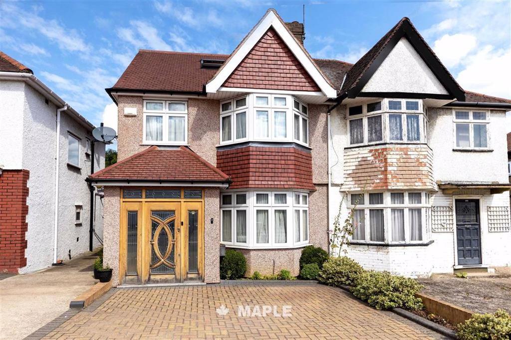 Camrose Avenue, Edgware 4 bed semidetached house £660,000