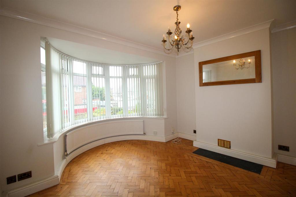 Melfort Road, Newport 3 bed semidetached house £250,000