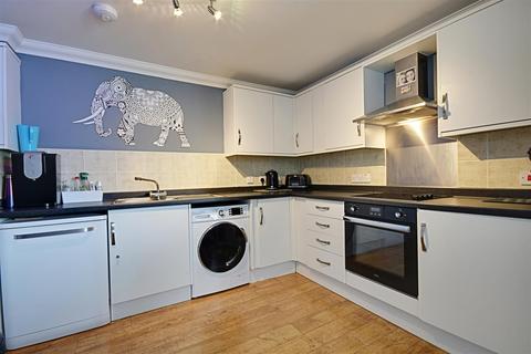 Flat 41, Compass House Buckhurst Road, Bexhill-on-sea, TN40 1FE