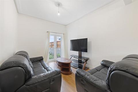 3 Rushmore Road, London, E5 0ET