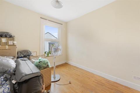 3 Rushmore Road, London, E5 0ET