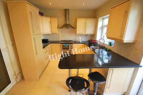 4 bedroom terraced house to rent, BRIDGEWATER ROAD, WEMBLEY, MIDDLESEX, HA0 1AJ