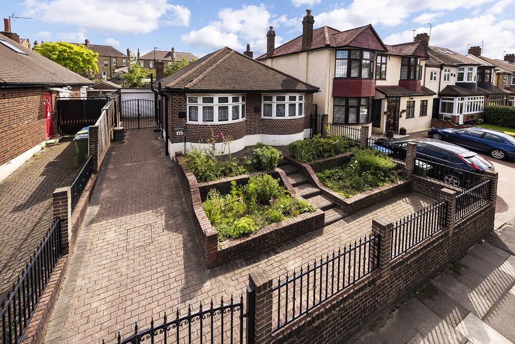 Glenlea Road, Eltham, London, SE9 2 bed bungalow £550,000