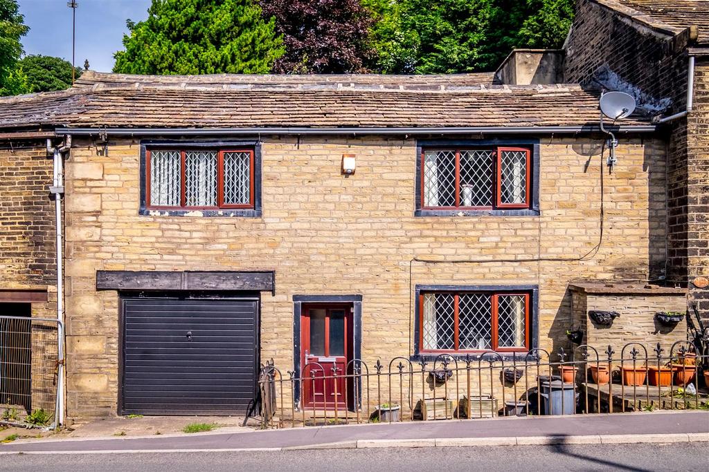 Keighley Road, Halifax 4 bed terraced house £170,000