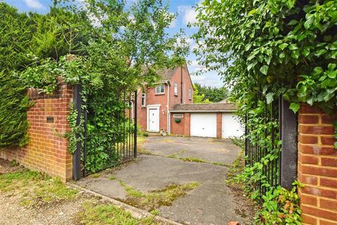 Overcombe Deepdene Avenue Road, Dorking, RH4 1ST