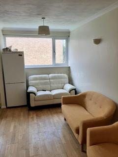 6 bedroom house share to rent - Dollis Drive