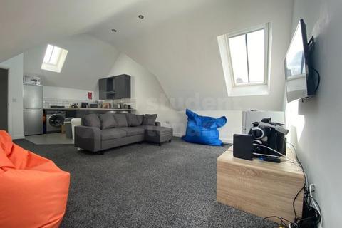 2 bedroom house share to rent - Burleigh Road