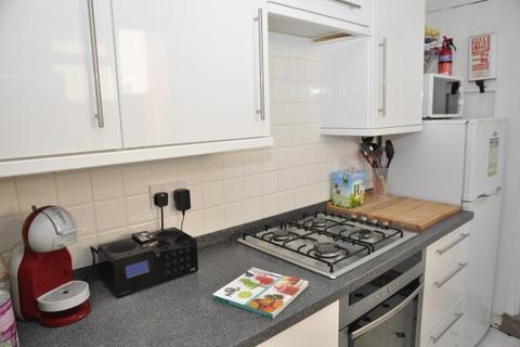 3 bedroom house share to rent - Park Road