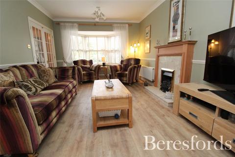4 Hornbeam Chase, South Ockendon, RM15 6TT