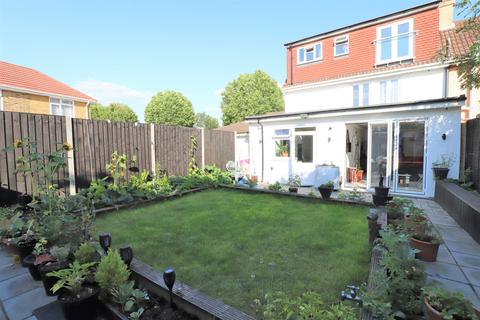 123 Central Avenue, Hayes, UB3 2BS