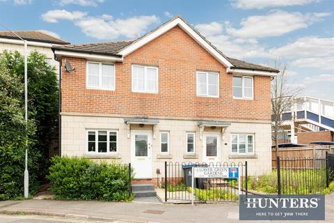 4 Lower Green Gardens, Worcester Park, KT4 7NX