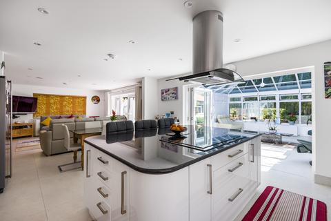 Lakewood Briar Road, Send, Woking, GU23 7AN