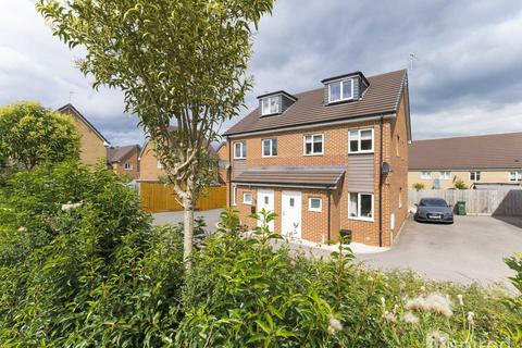 28 Bunkers Crescent, Bletchley, Milton Keynes, MK3 6FP