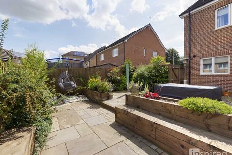 28 Bunkers Crescent, Bletchley, Milton Keynes, MK3 6FP