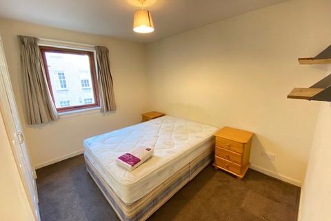 2 bedroom flat to rent, West Silvermills Lane, Stockbridge, Edinburgh, EH3