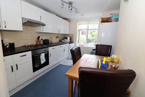 1 bedroom flat to rent, Hornsey Park Road