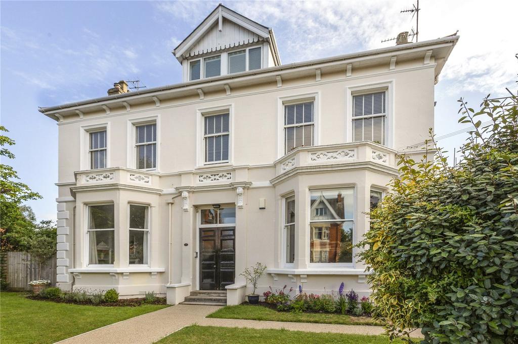 Eldorado Road, Cheltenham, GL50 2 bed apartment £550,000
