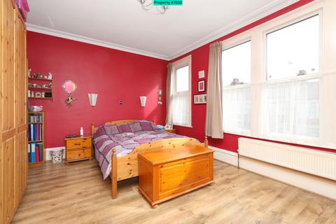 6 Clifton Road, London, N3 2AR