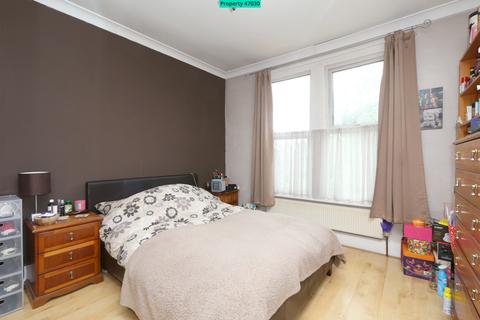 6 Clifton Road, London, N3 2AR