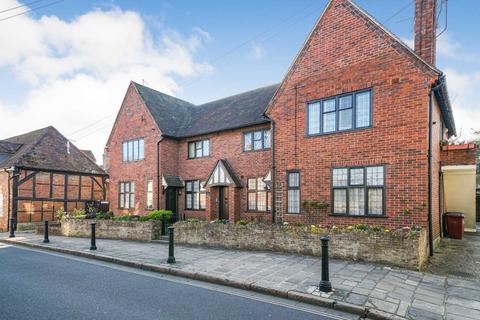 2 bedroom apartment for sale - St. Martins Square, Chichester