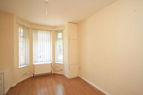 1 bedroom flat to rent, Gill Street, Manchester, Greater Manchester, M9