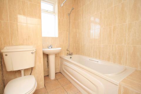 1 bedroom flat to rent, Gill Street, Manchester, Greater Manchester, M9
