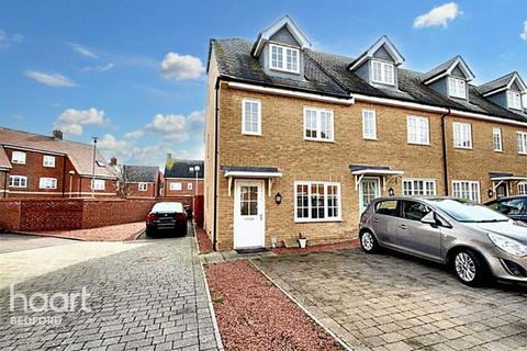 undefined, Teal Close, Bedford