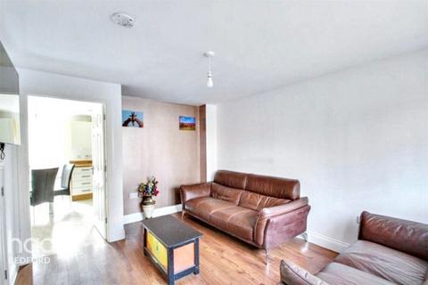 undefined, Teal Close, Bedford