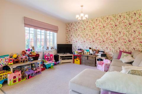 71 Bletchley Road, Horsforth, Leeds, LS18 4FG